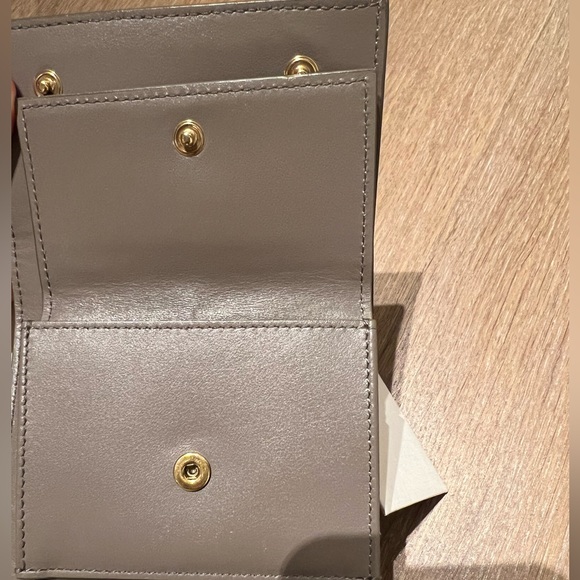 CELINE Small Trifold Wallet Leather Pebble 10B573BEL - Picture 7 of 15